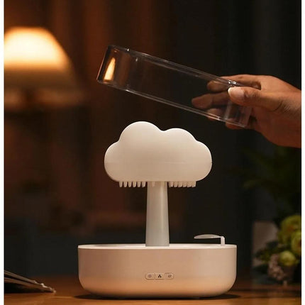 Pilvi-yövalo ja ilmankostutin yhdistelmä