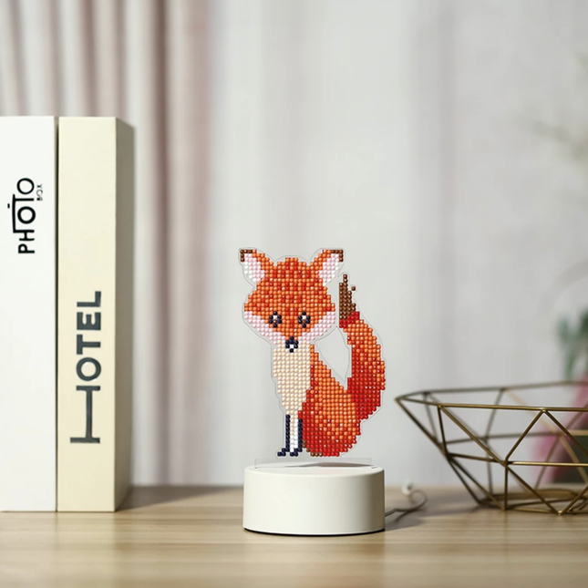 Tee-se-itse kettu timanttimaalaus LED-valo