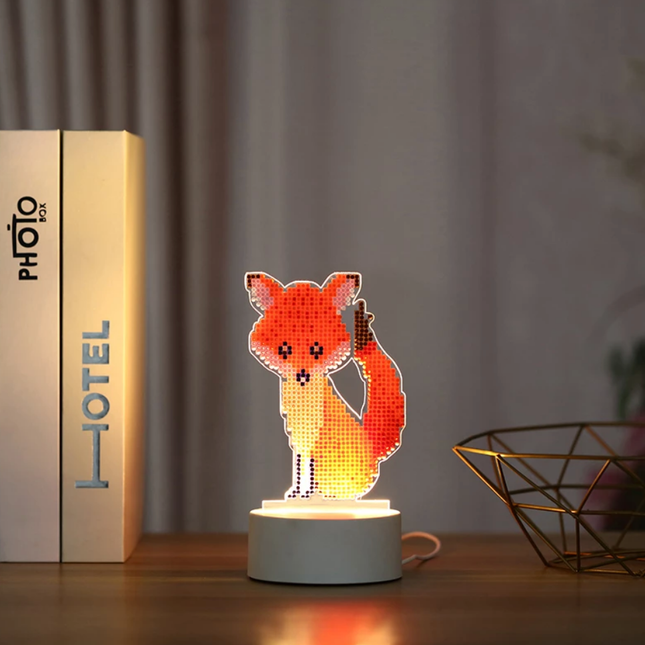 Tee-se-itse kettu timanttimaalaus LED-valo