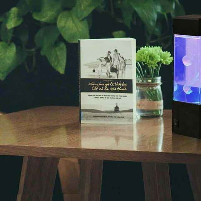 Monivärinen meduusa LED-lamppu akvaario yövalo