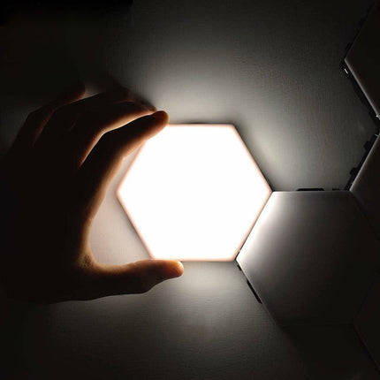 Modulaariset kuusikulmio LED-seinävalot kosketuksella