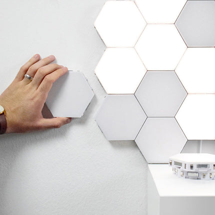 Modulaariset kuusikulmio LED-seinävalot kosketuksella
