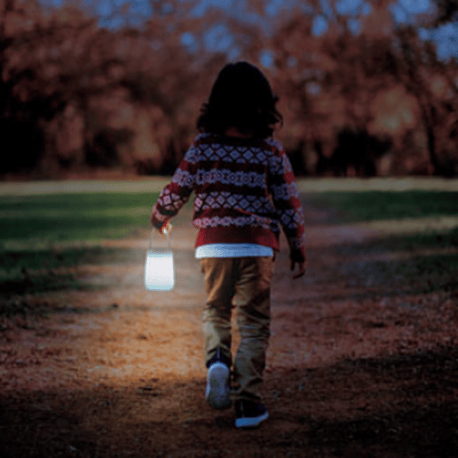 Kannettava ladattava USB-lyhtyvalaisin