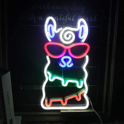 Värikäs alpakka neonvalo seinäkoristeeksi