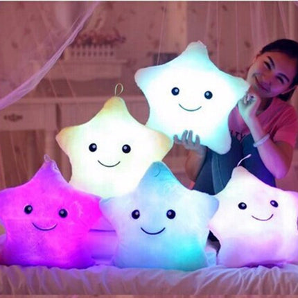 Pehmeä valaiseva LED-tähtityyny lapsille
