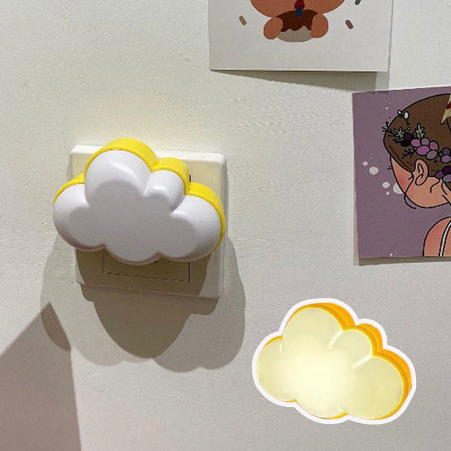 Pilven muotoinen LED-yövalo pistorasiaan