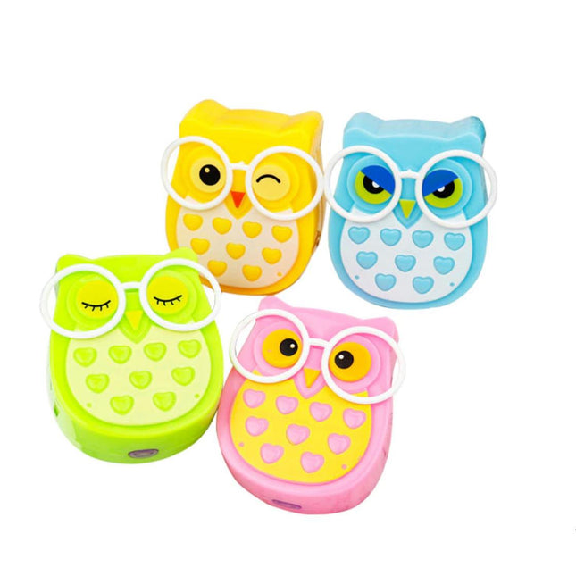 Pistorasiaan liitettävä pöllö LED-yövalo