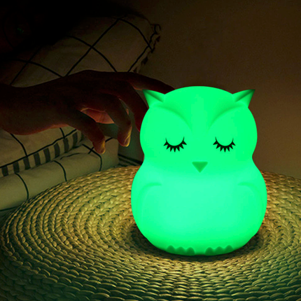 Ladattava pöllö yövalo kaukosäätimellä