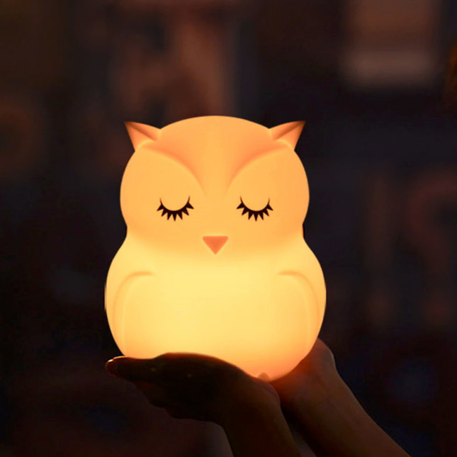 Ladattava pöllö yövalo kaukosäätimellä