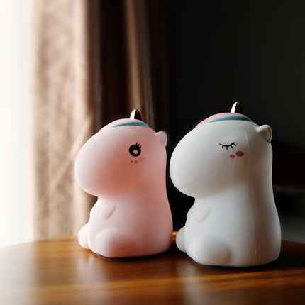 Ladattava silikoni yksisarvis-yövalo väreillä