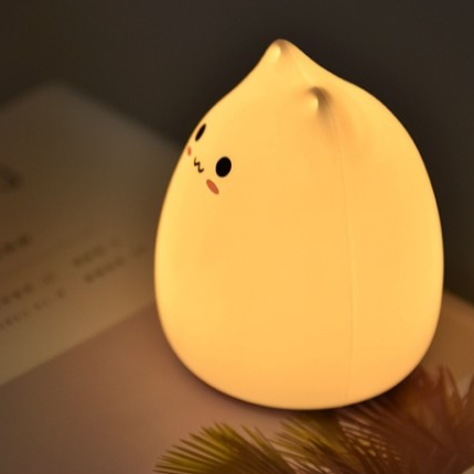 Pehmeä silikoninen kissanpentu yövalo