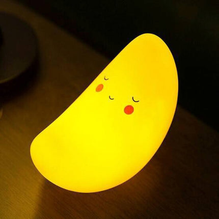 Kuun muotoinen LED-yövalo vauvalle