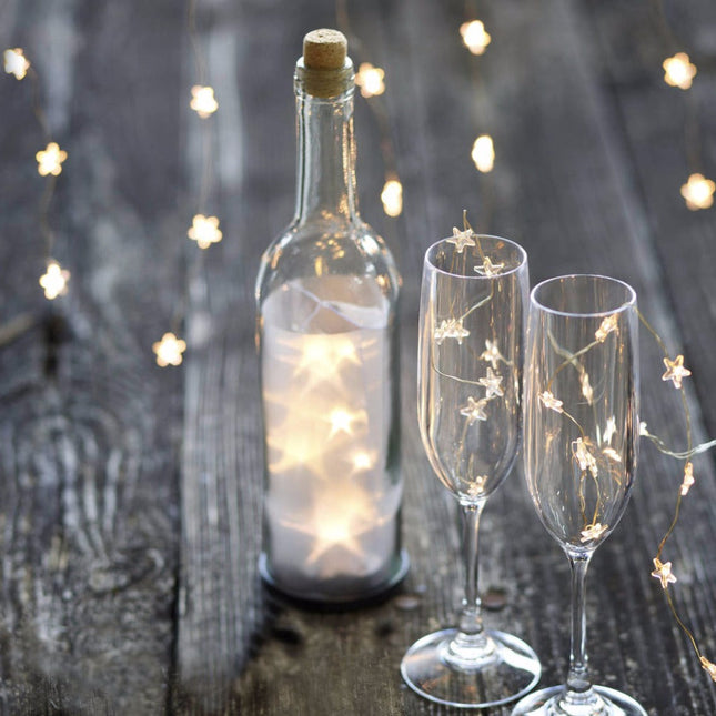 Paristokäyttöinen tähti LED-valoketju