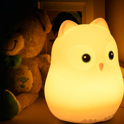 Pehmeä silikoninen pöllö-yövalo kaukosäätimellä