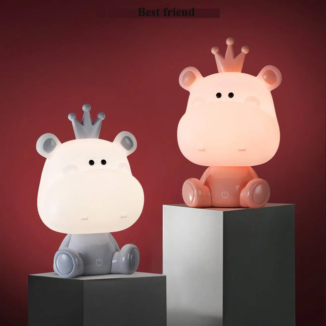 Söpö virtahepo-yövalo lapsille kosketustoiminnolla