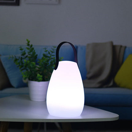 Kannettava LED-lyhty USB-latauksella