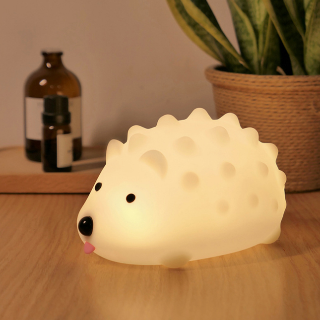 Ladattava silikoninen siili-yövalo vauvan huoneeseen