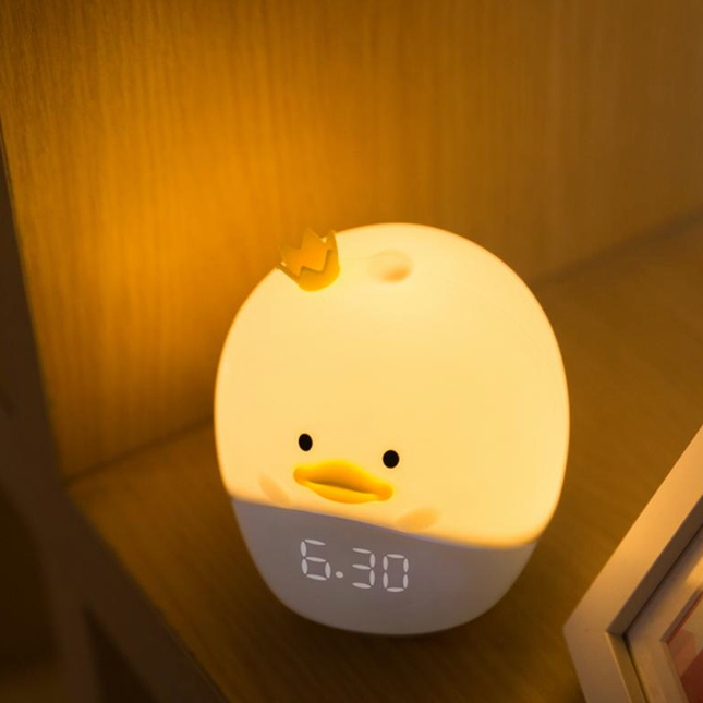 Tipu-herätyskello yövalotoiminnolla