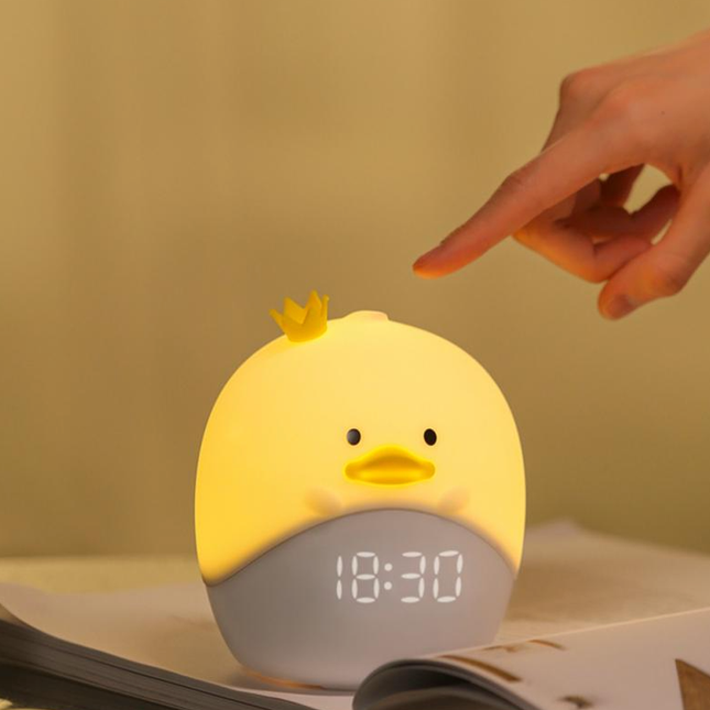 Tipu-herätyskello yövalotoiminnolla