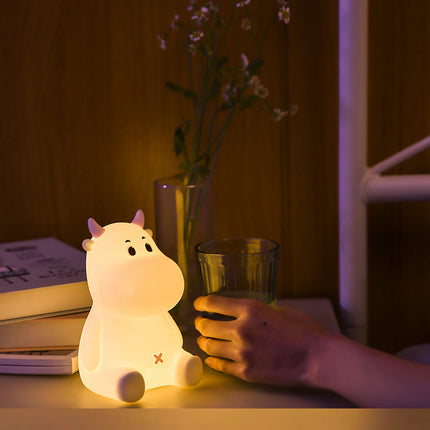 Himmennettävä silikoninen lehmä-yövalo